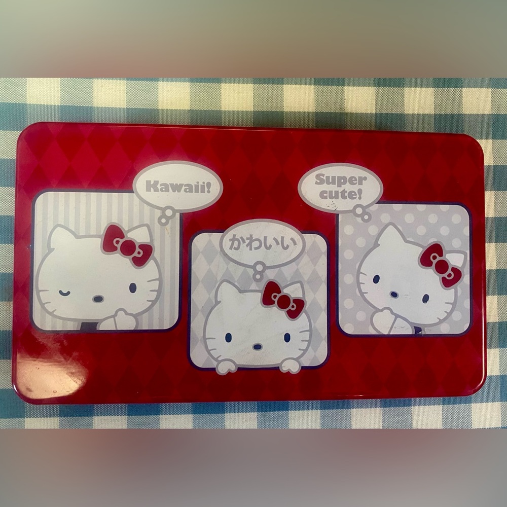 Hello Kitty nail kit